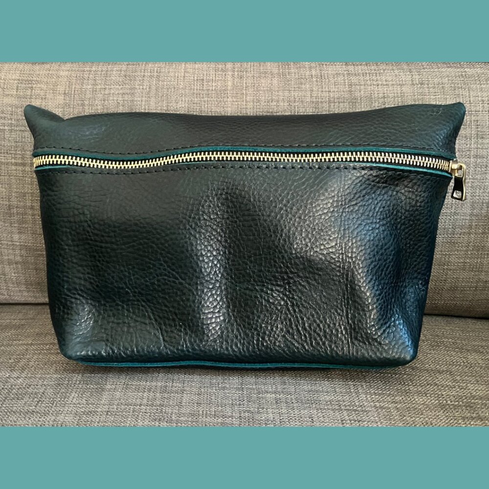 Portland Leather makeup bag XL in BOREAL *brand new